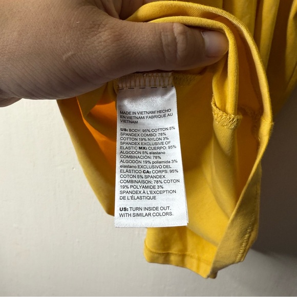 Chicos Yellow V-neck Smocked Puff Short Sleeve Blouse 1 - Picture 4 of 6